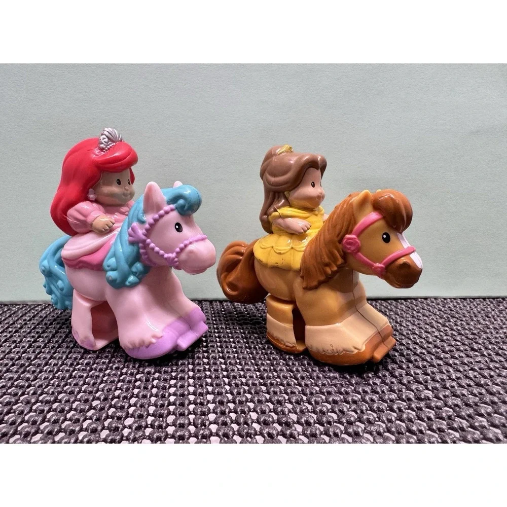 Fisher-Price Little People Klip Klop Disney Princesses Belle & Ariel